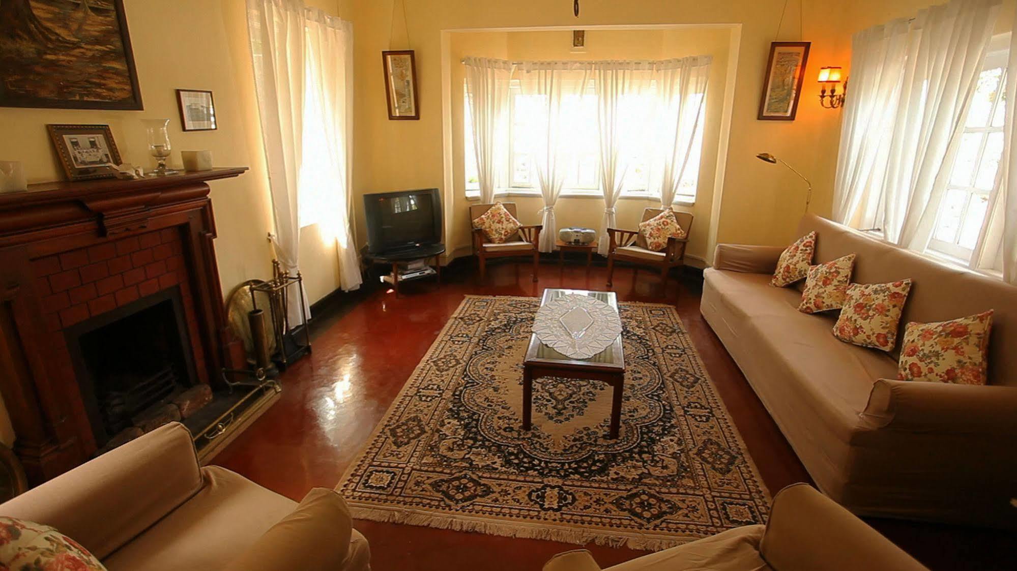 Senani Colonial Holiday Bungalow Nuwara Eliya Extérieur photo